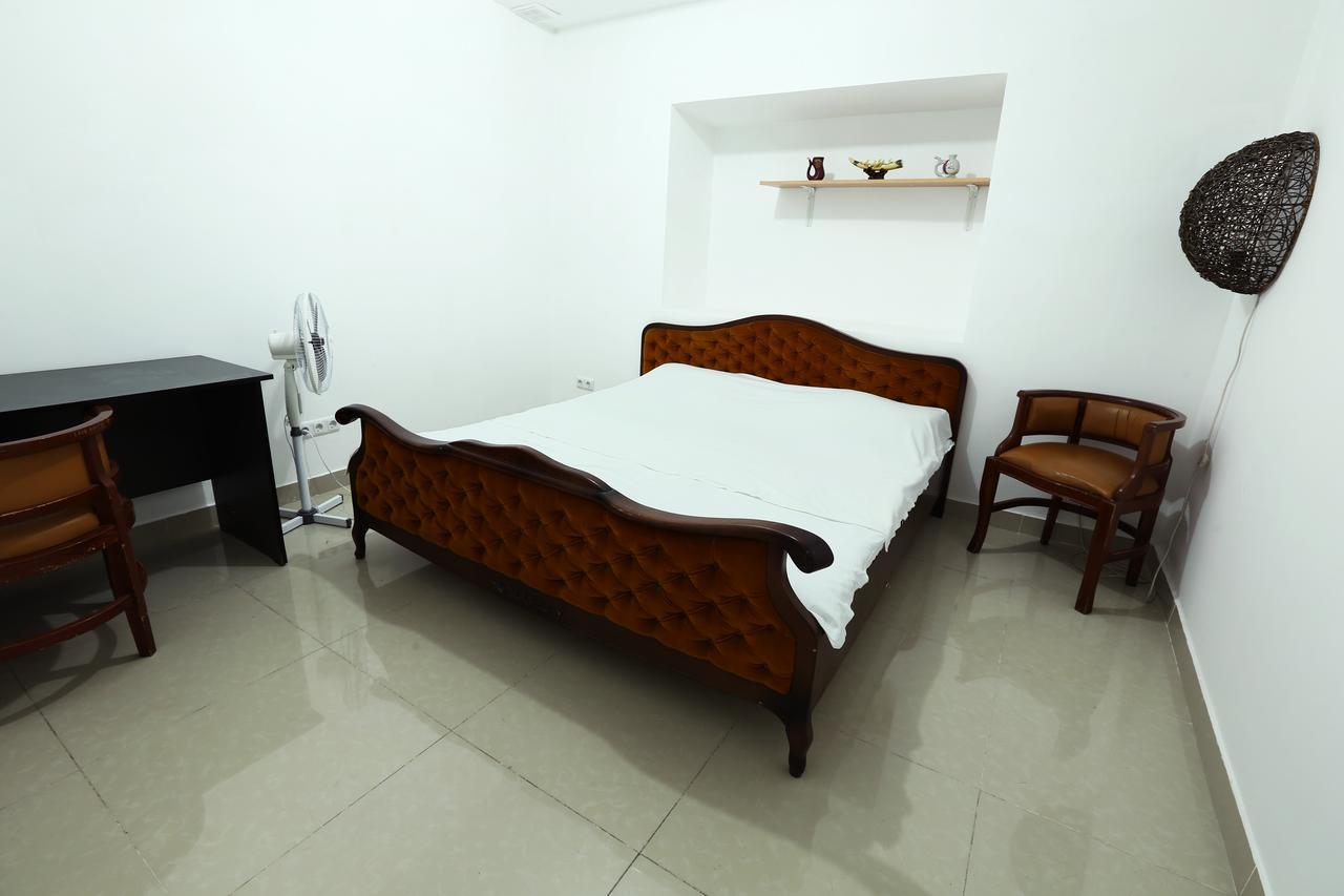 Byron Hostel Yerevan Exterior photo