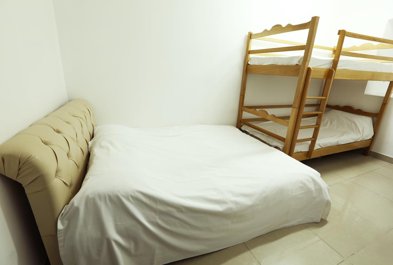Byron Hostel Yerevan Exterior photo
