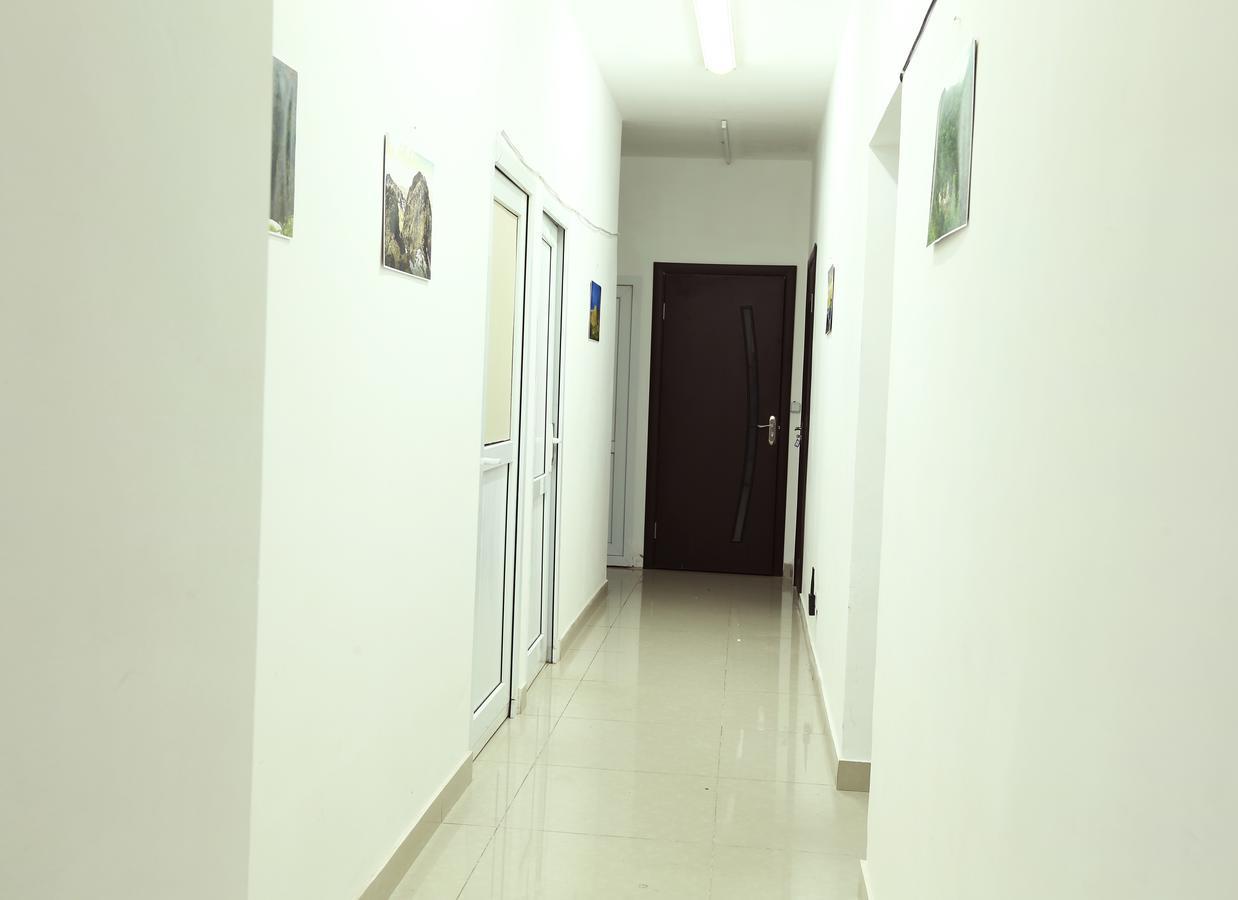 Byron Hostel Yerevan Exterior photo